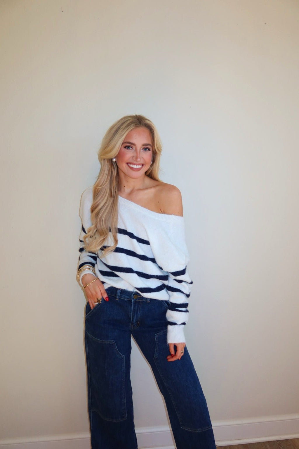Wyatt White/ Navy Relaxed Fit Striped Sweater