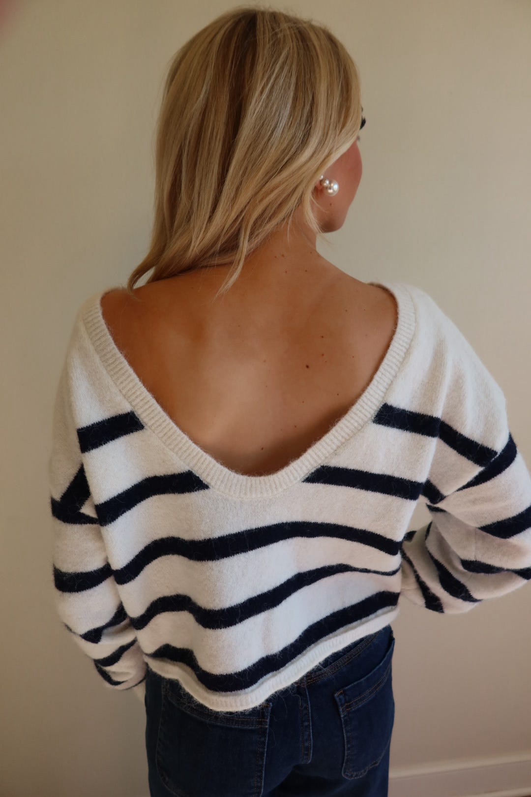 Wyatt White/ Navy Relaxed Fit Striped Sweater